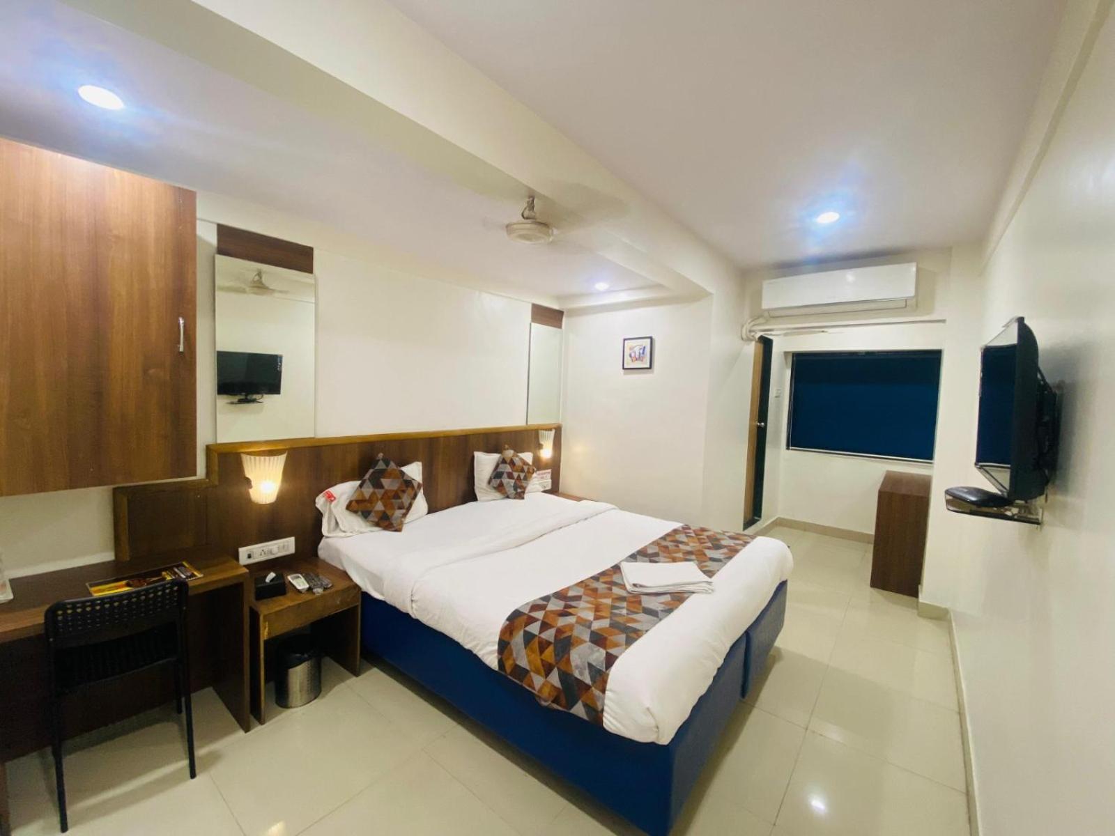 Hotel Vashi Inn Navi Mumbai Exterior foto