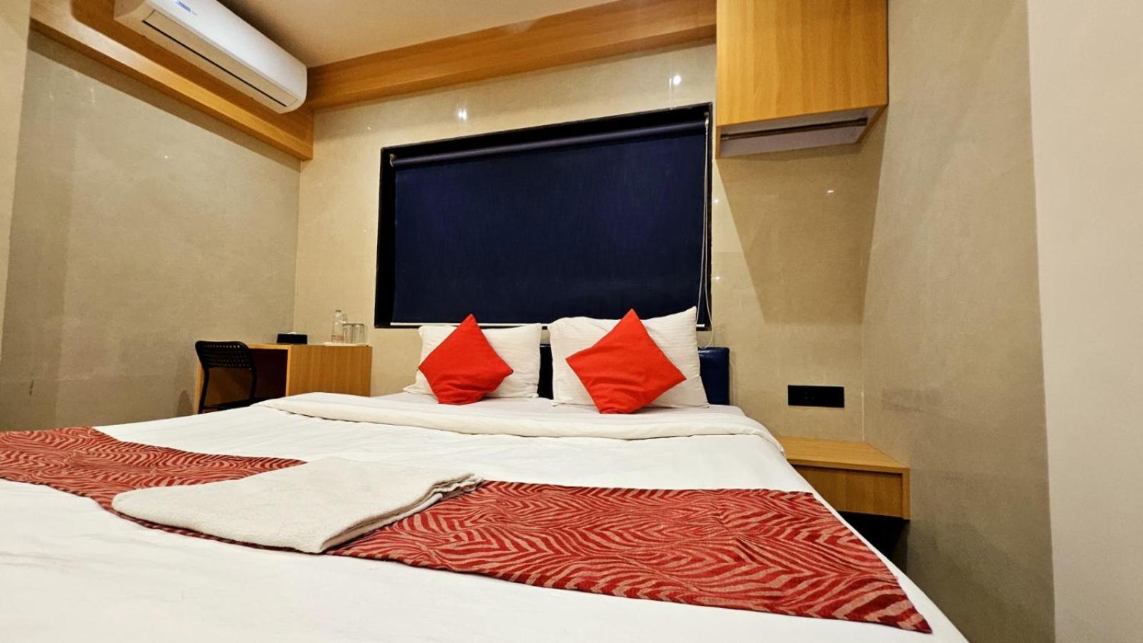Hotel Vashi Inn Navi Mumbai Exterior foto
